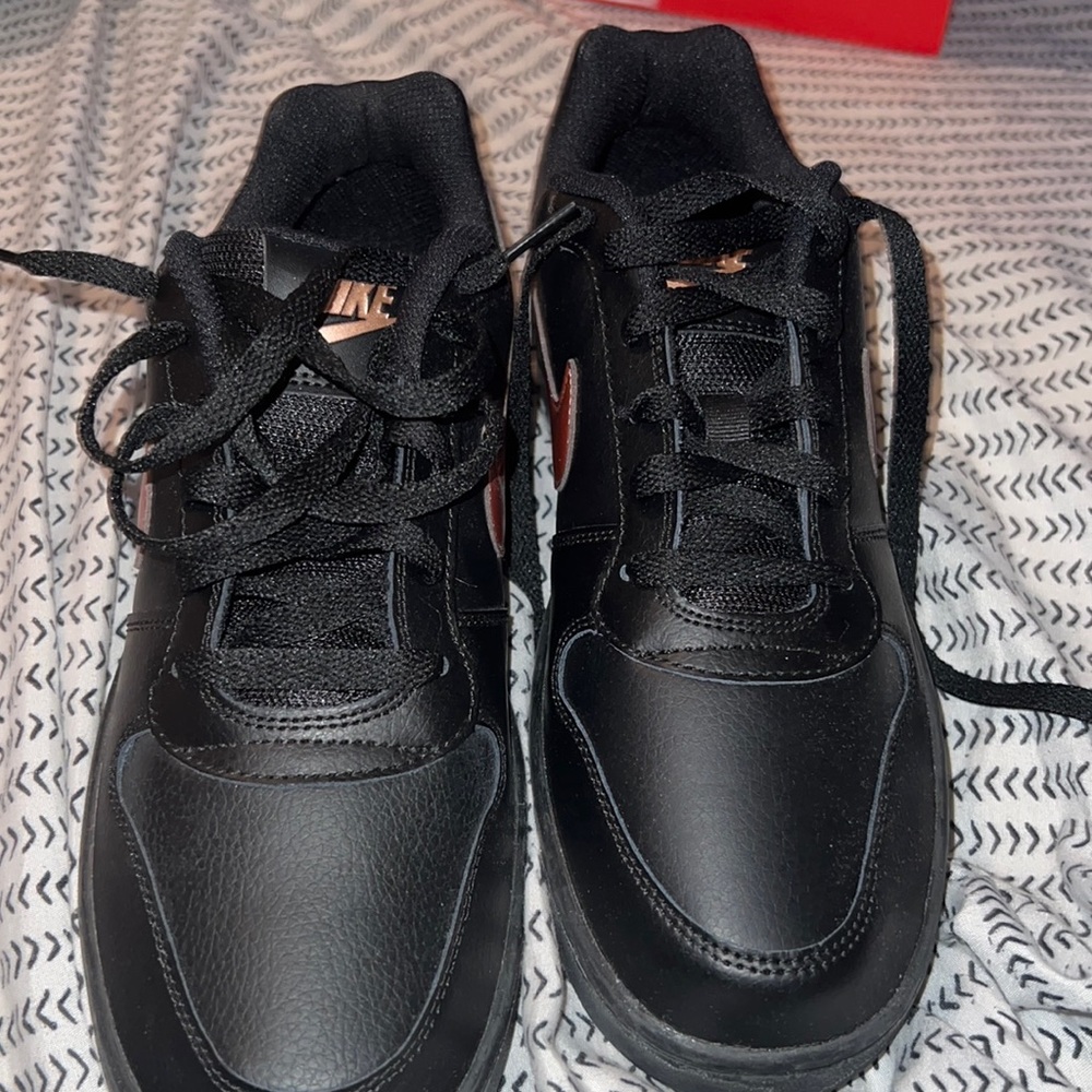 Women Nike sneakers